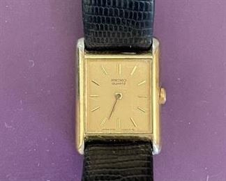 Vintage Seiko Quartz Watch with Leather Band. Photo 2 of 3. 