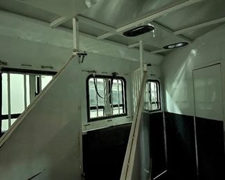 2005 F-Series SD Trails West Sierra Horse Trailer - Excellent Shape