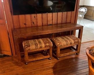 Drexel Heritage  Console Sofa Table with Pair of Benches/Ottomans - Set of 3