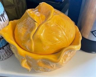 Vintage Holland Mold Yellow Cabbage Covered Dish
