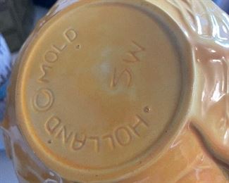 Vintage Holland Mold Yellow Cabbage Covered Dish