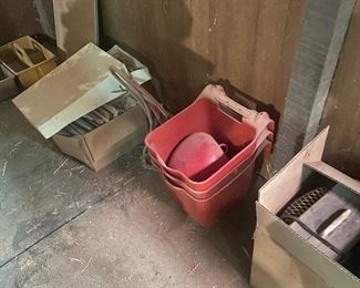 Heavy Duty Hook Over Feed Buckets