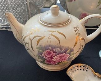 Antique Japanese Tilso Musical Tea Pot