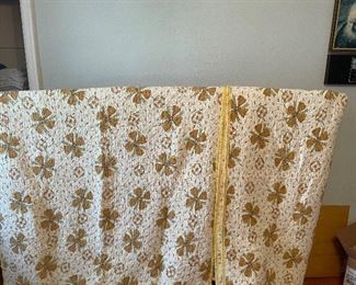 Clover Design Blanket - Set of 2 -