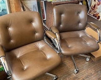 Vintage Modern Black Vinyl Faux Leather Steelcase 451 Office Chair Style Pollock 