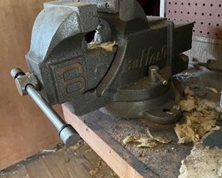 Buffalo 6 Vise