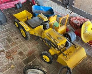 Vintage Caterpillar Children's Pedal Operated Ride On Tractor w/ Bucket Front Loader and Trailer