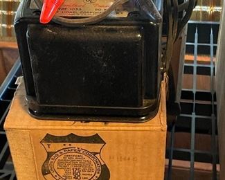 Vintage Lionel Multi-Control Transformer Type 1033 90 Watts Original Box Trains