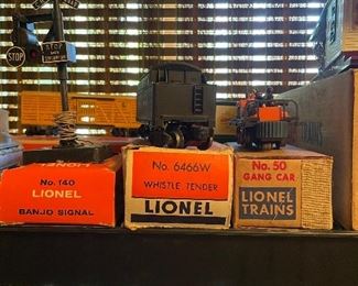 Lionel Train 50 Gang Car - 6466 Whistle Tender - 140 Banjo Signal 