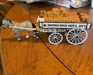 28 / 30mm Matchbox Collectable Anheuser- Busch Horse Drawn Delivery Wagon