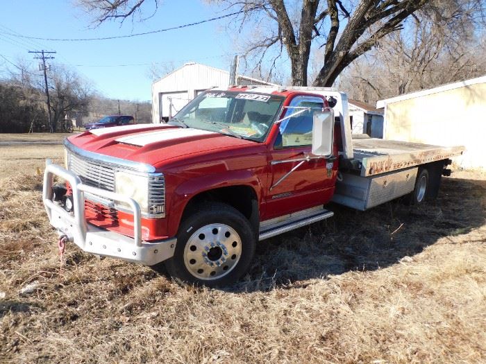1995 GMC 3500 Truck, w/19ft. Roll-Back Bed, 6.5 Diesel Engine, AT, AC/Heat, Front Winch, Air Compressor, New Injector Pump & Injectors, 179,000 miles