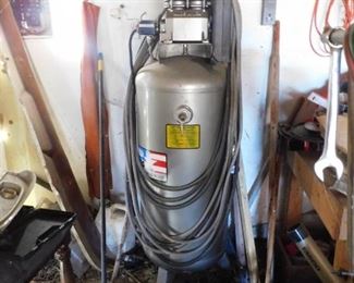 Campbell Hausfeld 5hp Air Compressor, w/60 gal. Vertical Tank