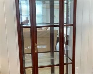 Ethan Allen Medium Curio Cabinet $575