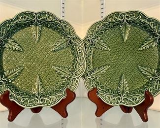 Decorative Plates on Stands