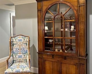 Design Center XV De Bournay Display Cabinet