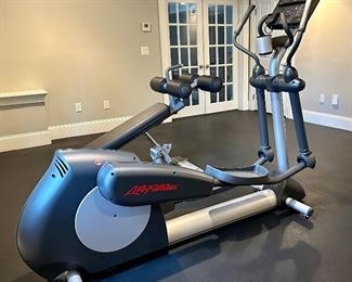 Life Fitness Elliptical 
