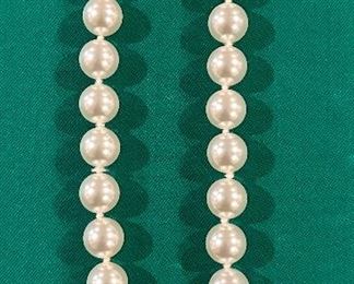 Bee Necklace - CMM Designs Status Faux - Hand made