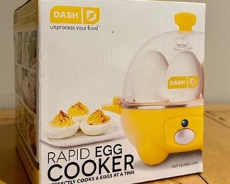 Dash Rapid Egg Cooker