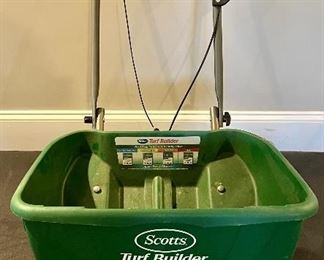 Scotts Turf Builder Spreader