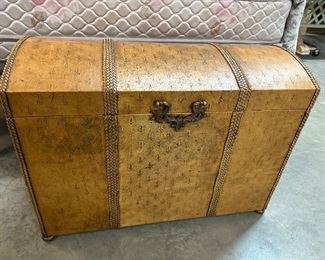 Decorative Storage Trunk