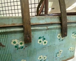 Vintage 50’s Metal Picnic Basket