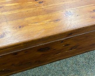 Lane Cedar Chest