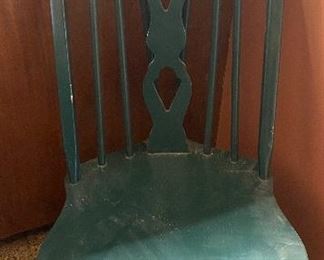 Vintage Oak Windsor Style Dining Room Chairs (We have 8 chairs available)