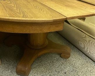 Antique Oak Pedestal Table
