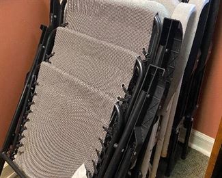 Zero Gravity Lounge Chairs