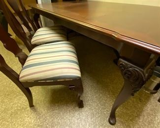 Thomasville Dining Room Table w/ 6 Chairs