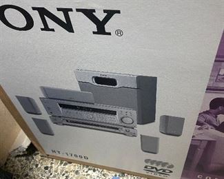 Sony HT1700D