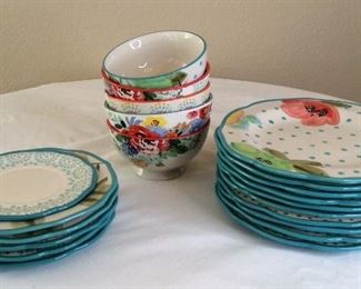 Pioneer Woman Dishware