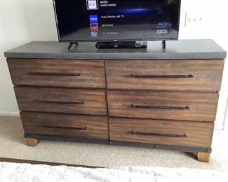 Walter of Wabash Dresser