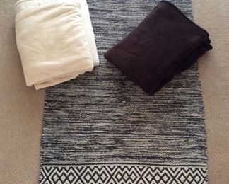 Accent Rug and (2) Blankets