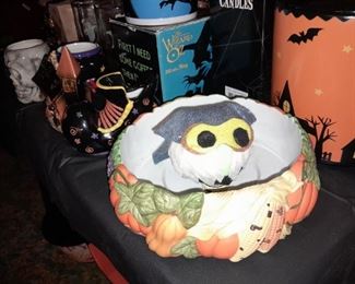 Assorted Halloween Decor