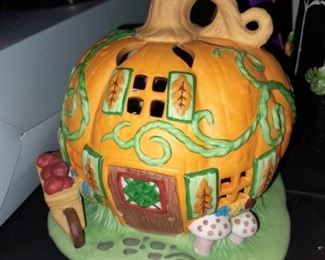 Halloween PartyLite Pumpkin House Tea Light Candle Holder