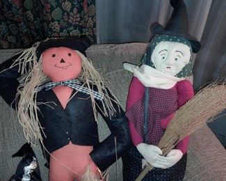 Assorted Halloween Decor