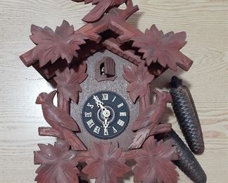 woodpecker cuckoo clock