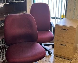 Rolling office chairs and 2-drawer filing cabinet