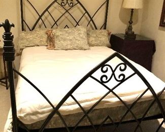 Heavy metal queen bed