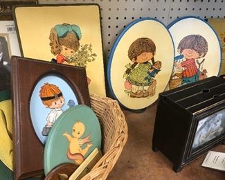 Hand painted children's plaques