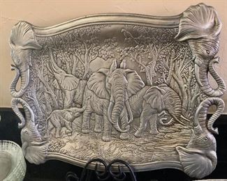 Wilton pewter elephant server