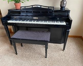 Baldwin piano