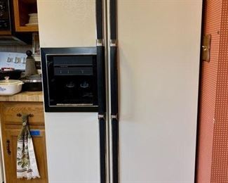 Kenmore side by side refrigerator 