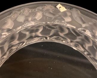 LALIQUE ENFANTS FROSTED CRYSTAL VANITY BOX
