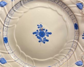 HEREND BLUE GARDEN CHOP PLATE WITH HANDLES

