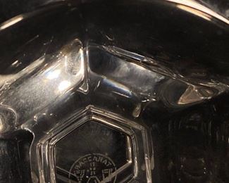 BACCARAT CANDY DISH WITH LID
