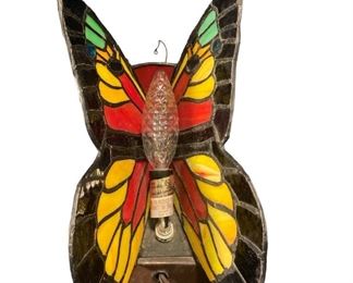 TIFFANY STYLE BUTTERFLY STAINED GLASS LAMP ON BASE
