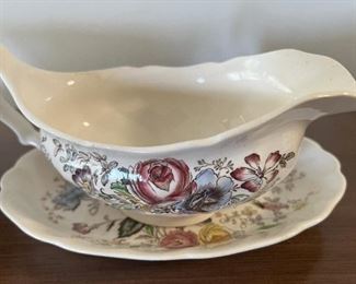 gravy boat