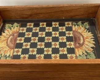 tray with embroidery